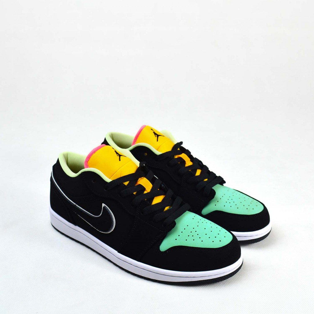 jordan 1 low black green